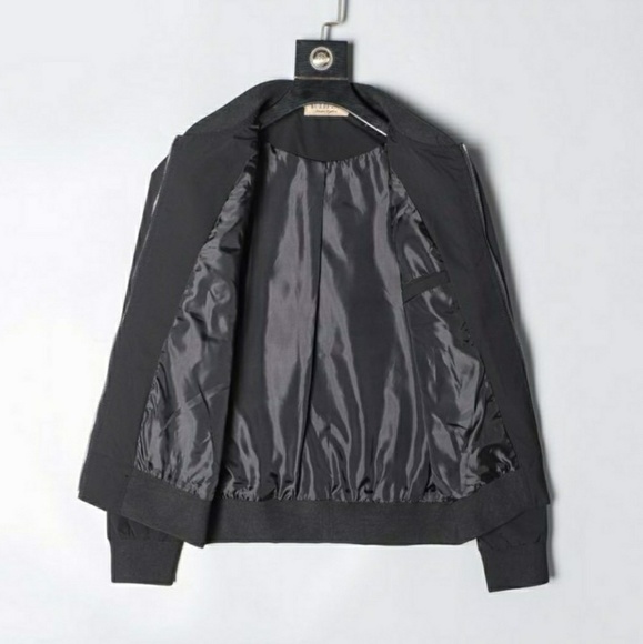 Men's Burberry Jacket - Picture 2 of 2